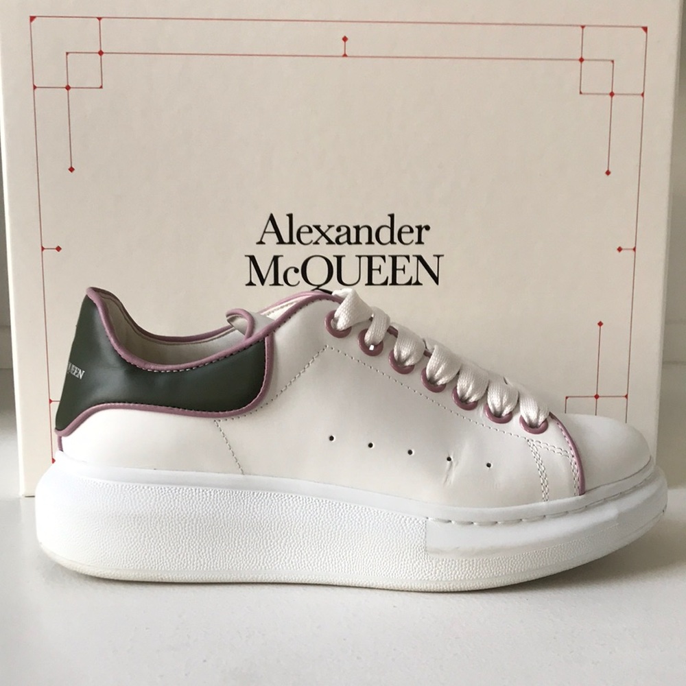 Alexander McQueen Oversized Sneaker